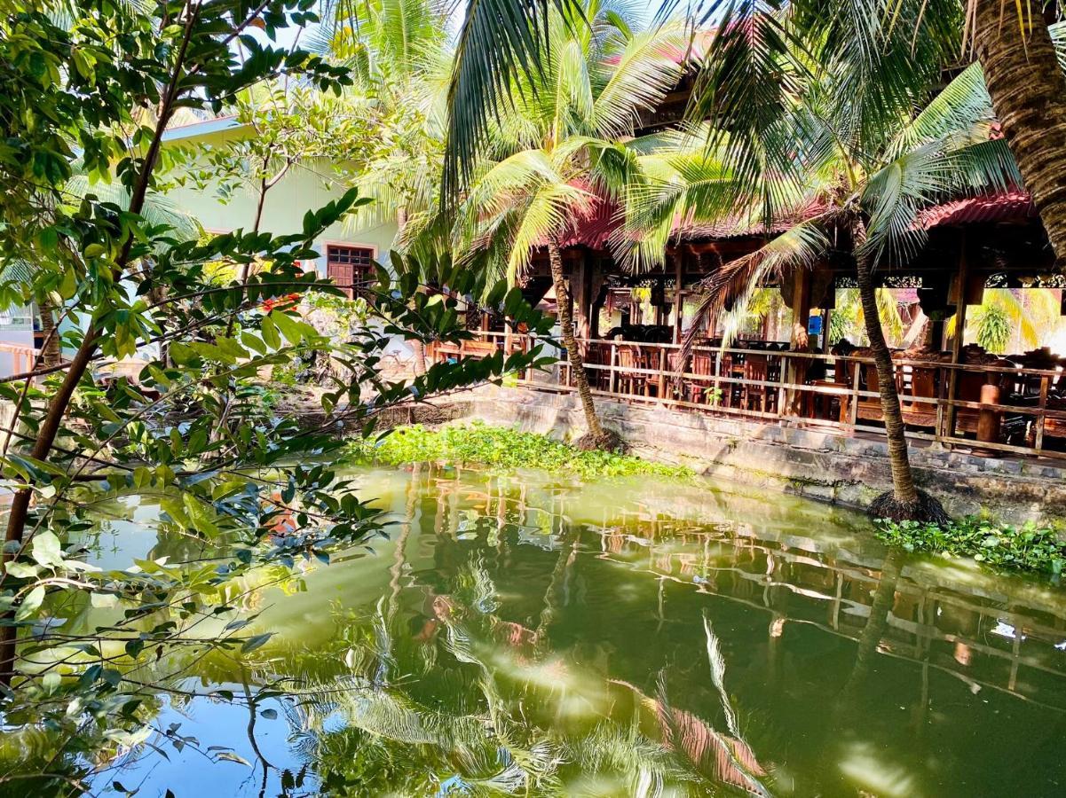 Khach San Sao Mai Hotel Ben Tre Eksteriør billede